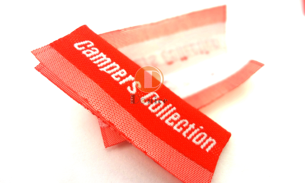 柔軟耐用的嬰兒服裝編織標(biāo)簽