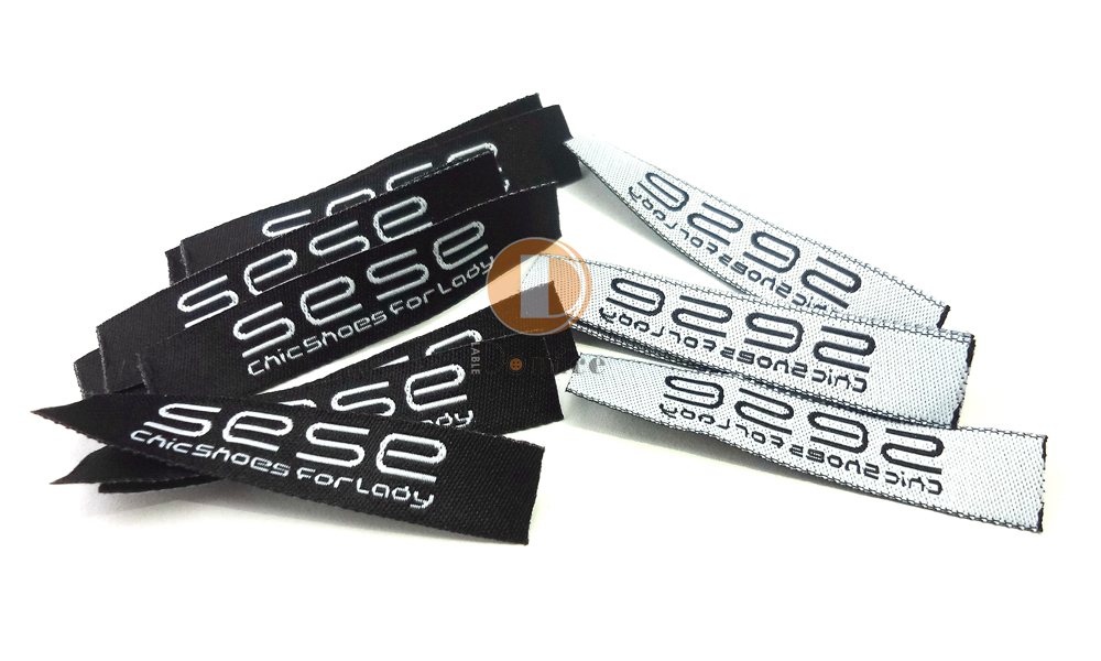 運(yùn)動(dòng)服裝織嘜