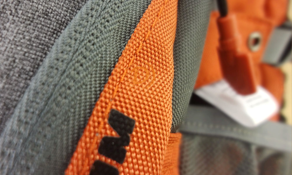 書包洗水標(biāo)